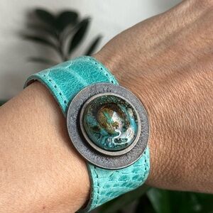 Cristalida Turquoise Leather Wrist Wrap